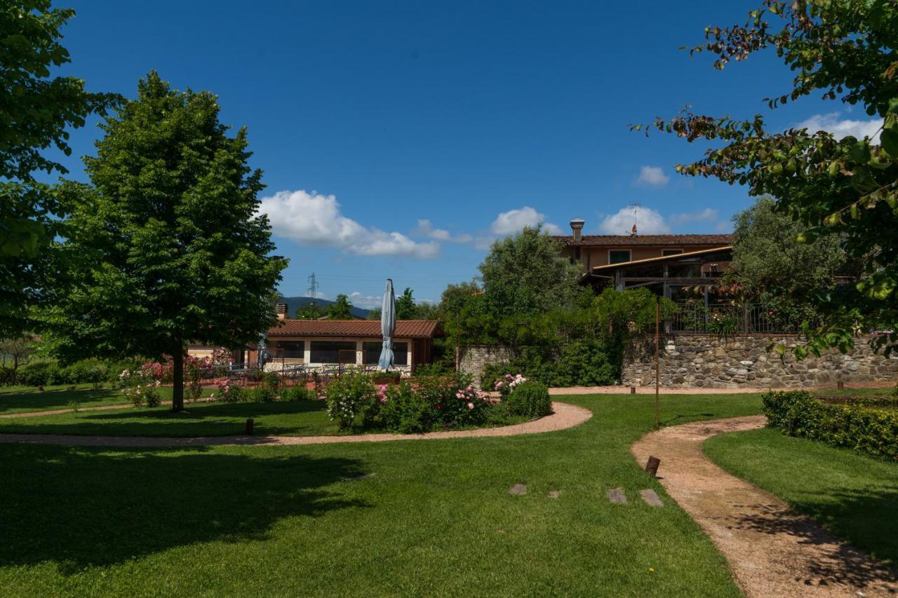 Locanda La Valle Castelnuovo di Magra Exterior foto